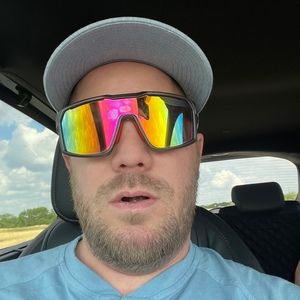 Meet your Posher, Matthew